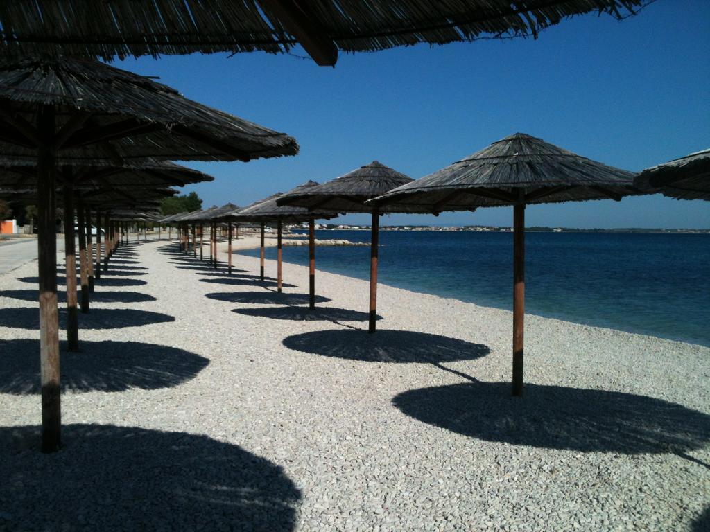 Beach Home Noemie Vir Ngoại thất bức ảnh